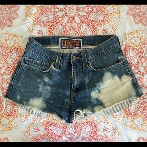 Levi’s VINTAGE deconstructed shorts